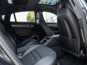 PORSCHE Panamera 4 E-Hybrid Plat. Edition-PCCB-HA-Inno