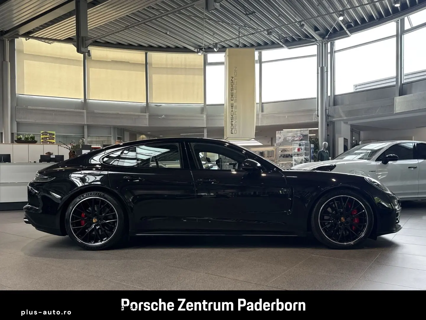 PORSCHE Panamera GTS InnoDrive HA-Lenkung Head-Up LED
