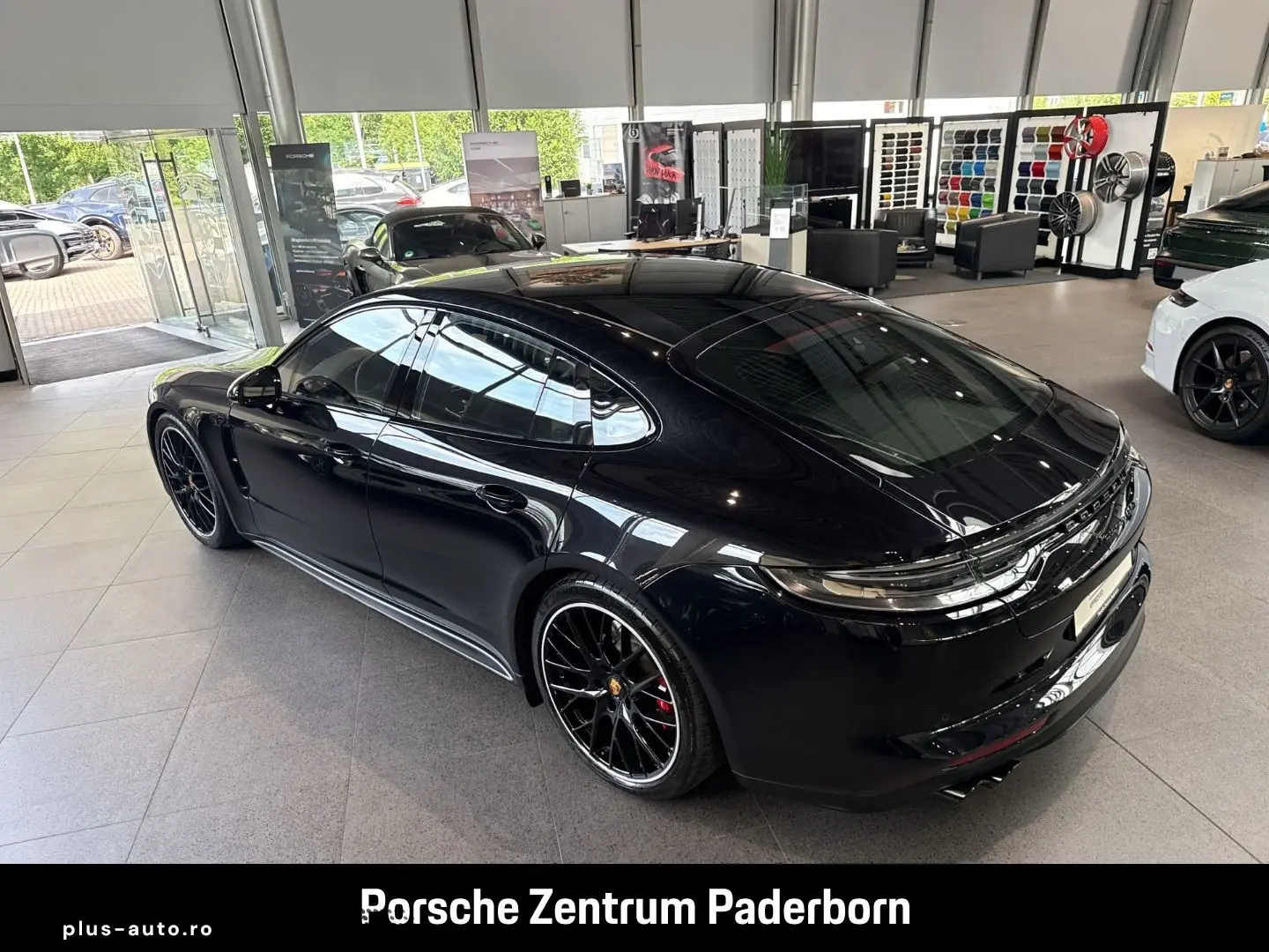 PORSCHE Panamera GTS InnoDrive HA-Lenkung Head-Up LED