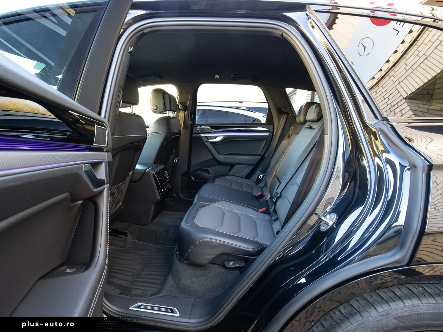 VW Touareg R-Line DYN Matrix 360 StandH.ACC Leder