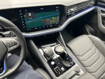 VW Touareg eHybrid 340 kW 4Mot. R-Line 21Zoll DynAu