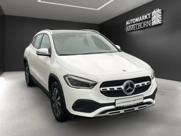 MERCEDES-BENZ GLA 250 e hybdrid