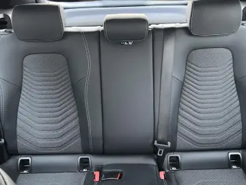 MERCEDES-BENZ GLA 250 e hybdrid