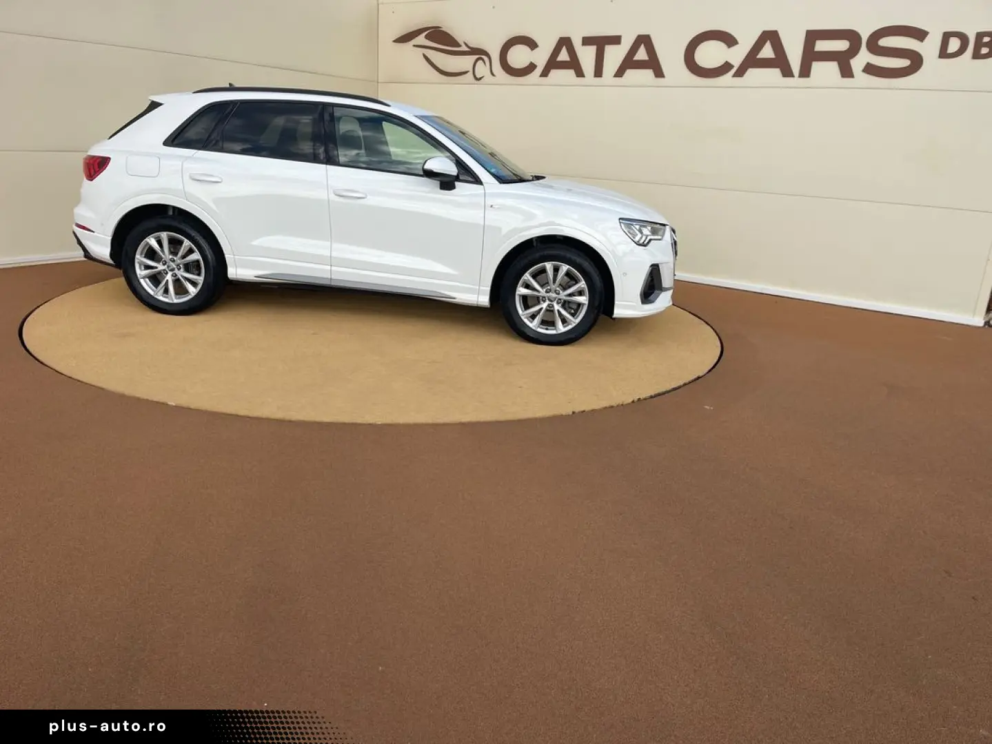 Audi Q3 40TFSI  190CP  Quattro  LED  Cockpit  B&O  Keyless