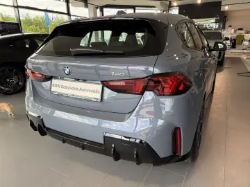 BMW 120i M Sport Head-Up
