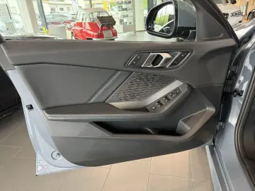 BMW 120i M Sport Head-Up