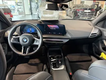 BMW 120i M Sport Head-Up