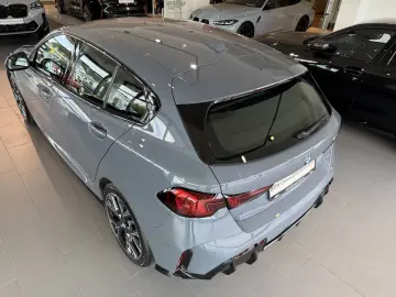 BMW 120i M Sport Head-Up