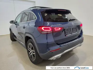 MERCEDES-BENZ GLA 250 e