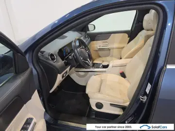 MERCEDES-BENZ GLA 250 e