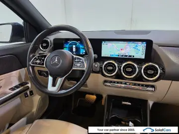MERCEDES-BENZ GLA 250 e
