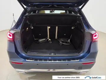 MERCEDES-BENZ GLA 250 e