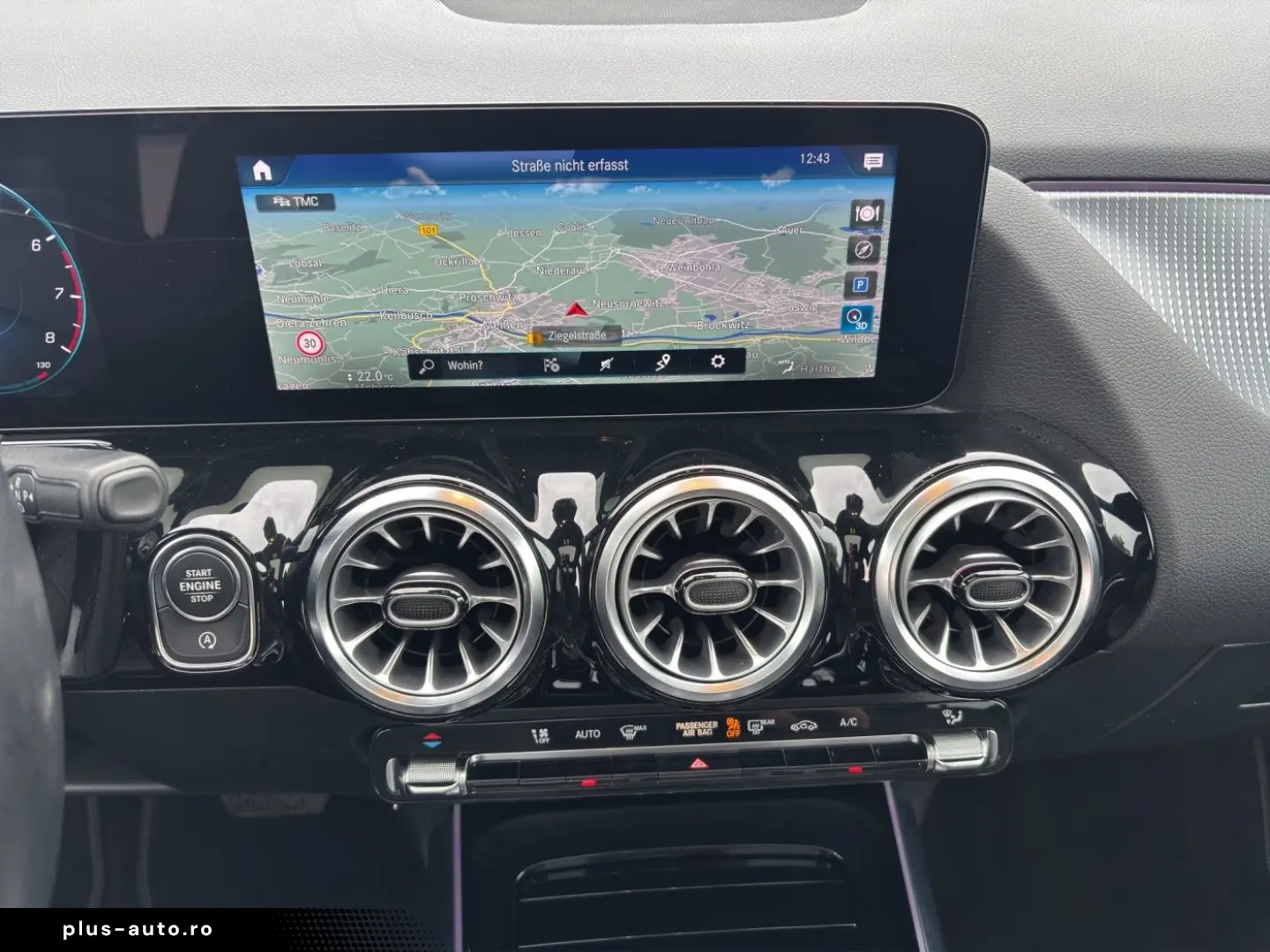 MERCEDES-BENZ GLA 180