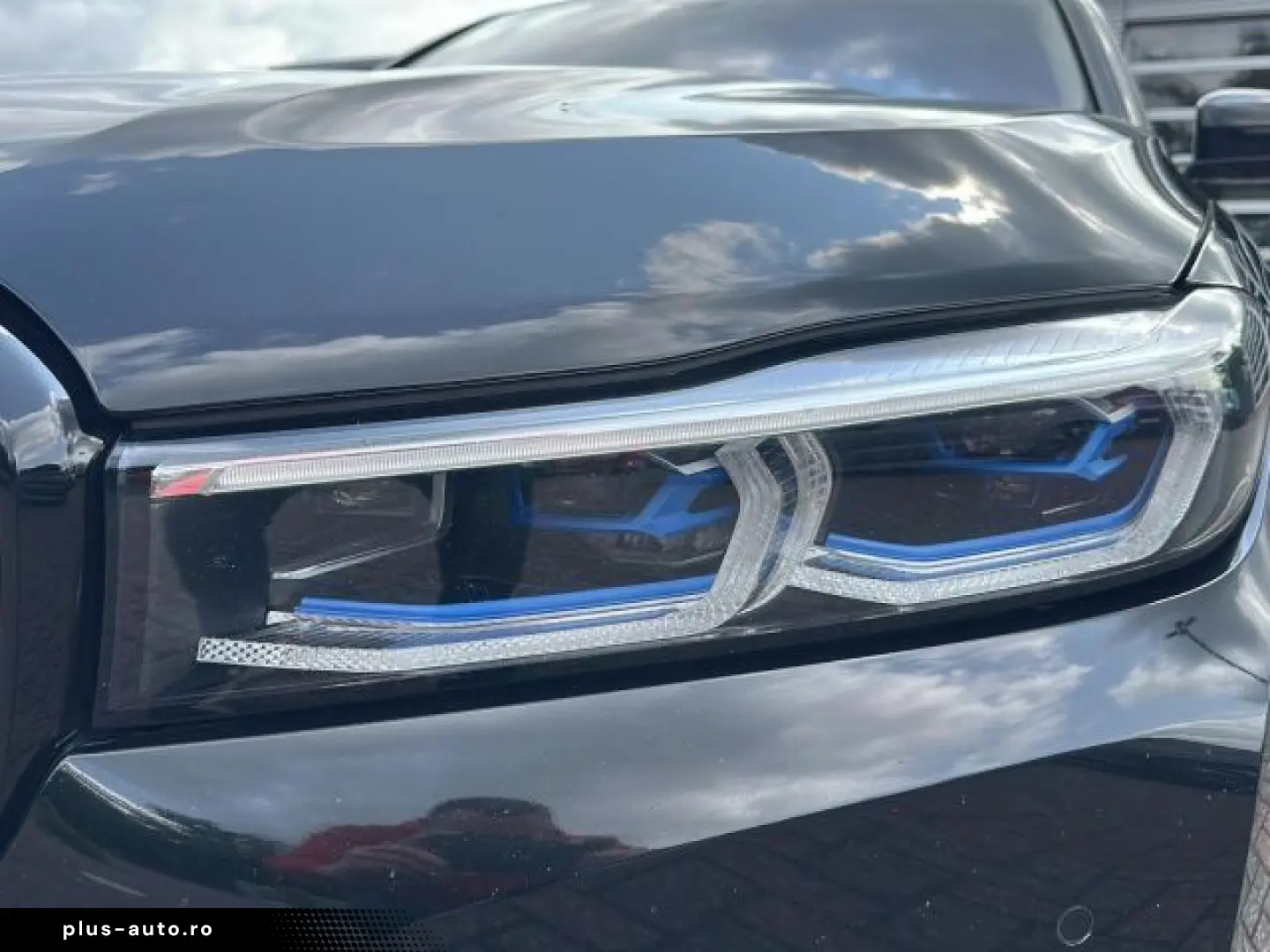 BMW 740 d xDrive Leder Navi HUD StHz Klima Laserlich