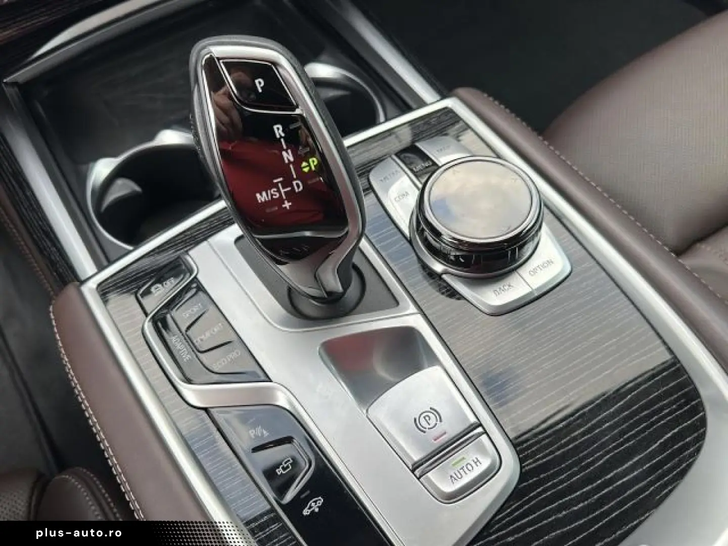 BMW 740 d xDrive Leder Navi HUD StHz Klima Laserlich