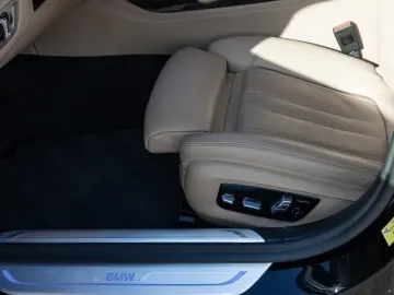 BMW 730 d xDrive LCI  360 ACC Nappa HUD Massage 20