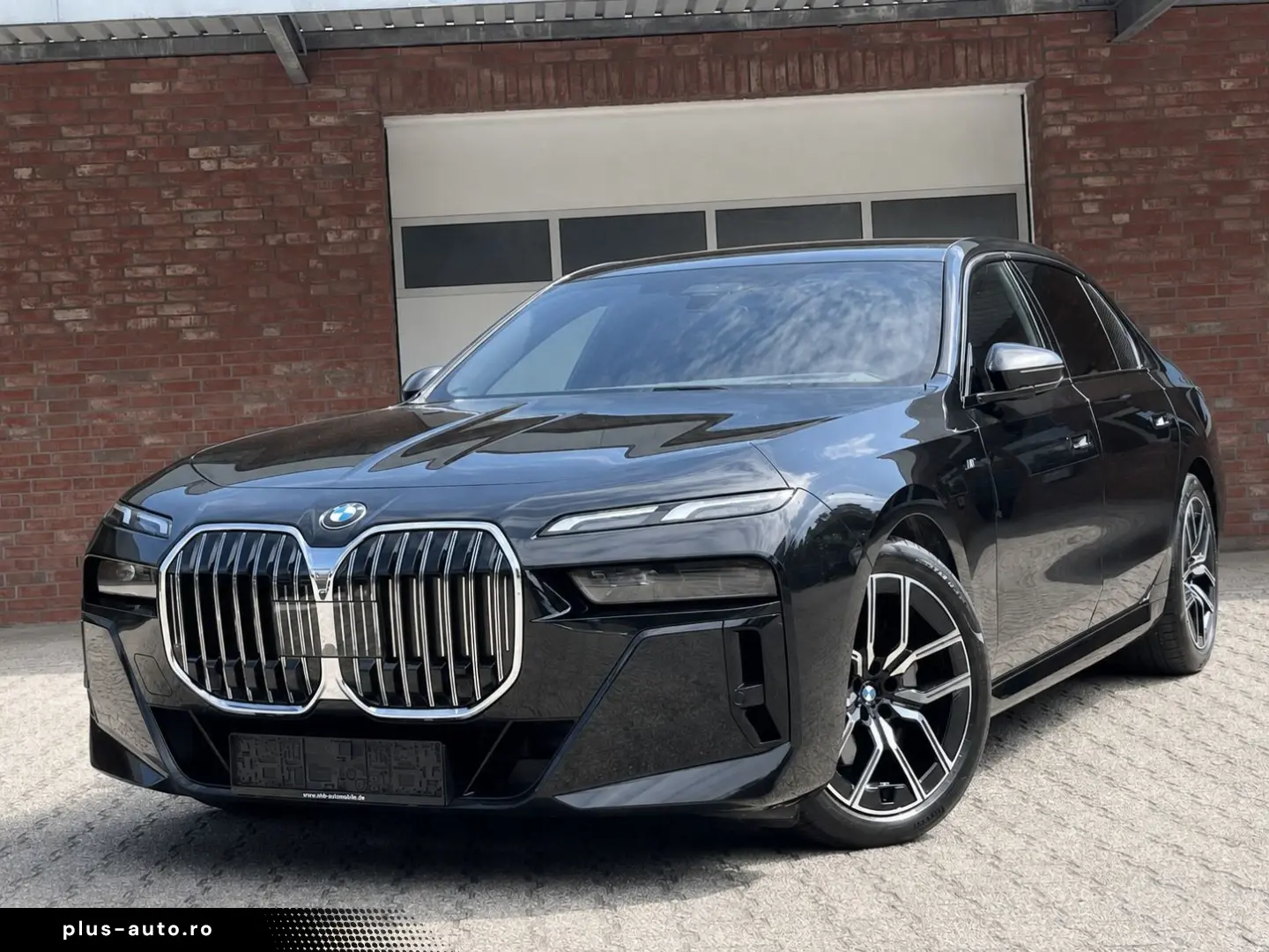 BMW 740 xDrive M-Paket Pano B&W SoftClose