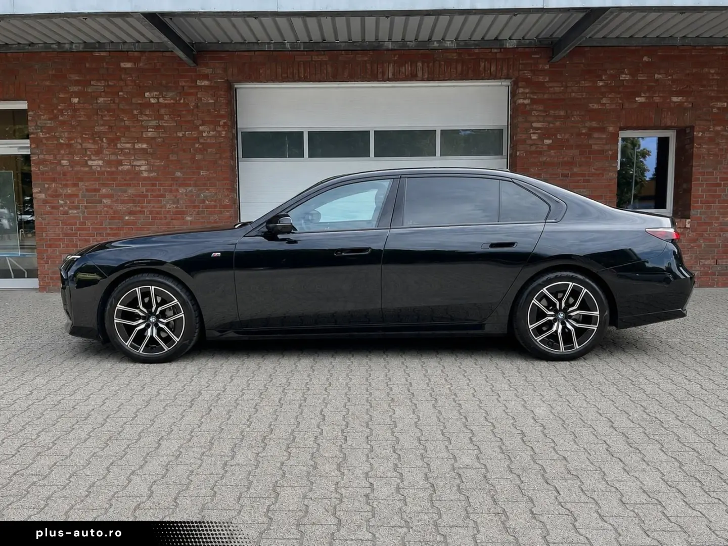 BMW 740 xDrive M-Paket Pano B&W SoftClose