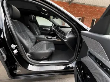 BMW 740 xDrive M-Paket Pano B&W SoftClose