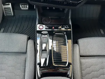 AUDI A6 e-tron Avant 100kWh Performance Edition One