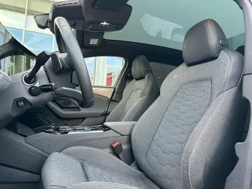 AUDI A6 e-tron Avant 100kWh Performance Edition One