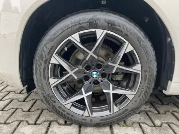 BMW X3 20d M-Sport SR19 AHK MemoSitze DA PA Sperrdif