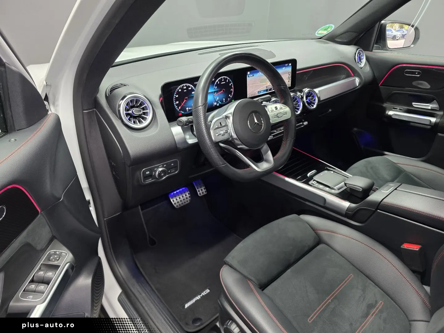 MERCEDES-BENZ GLB 200 4MATIC  AMG LINE  PANO  DISTRO&hellip;