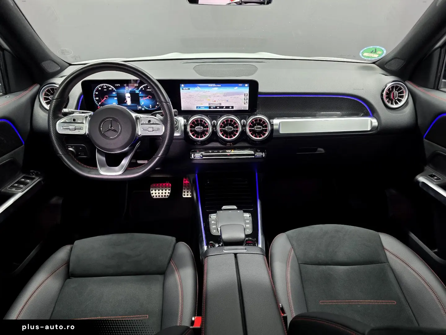 MERCEDES-BENZ GLB 200 4MATIC  AMG LINE  PANO  DISTRO&hellip;