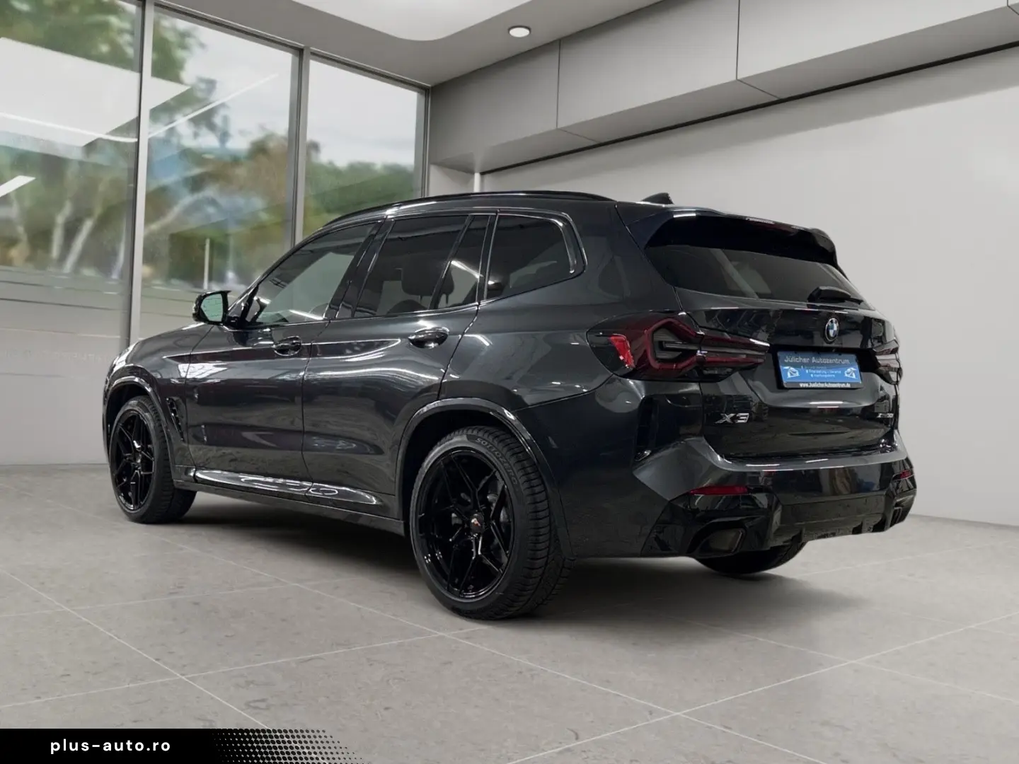 BMW X3 XDrive30i M-Paket 9000 KM