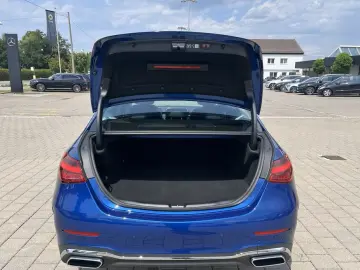 Mercedes-Benz C 300 e AMG Premium 18  D-Light 360