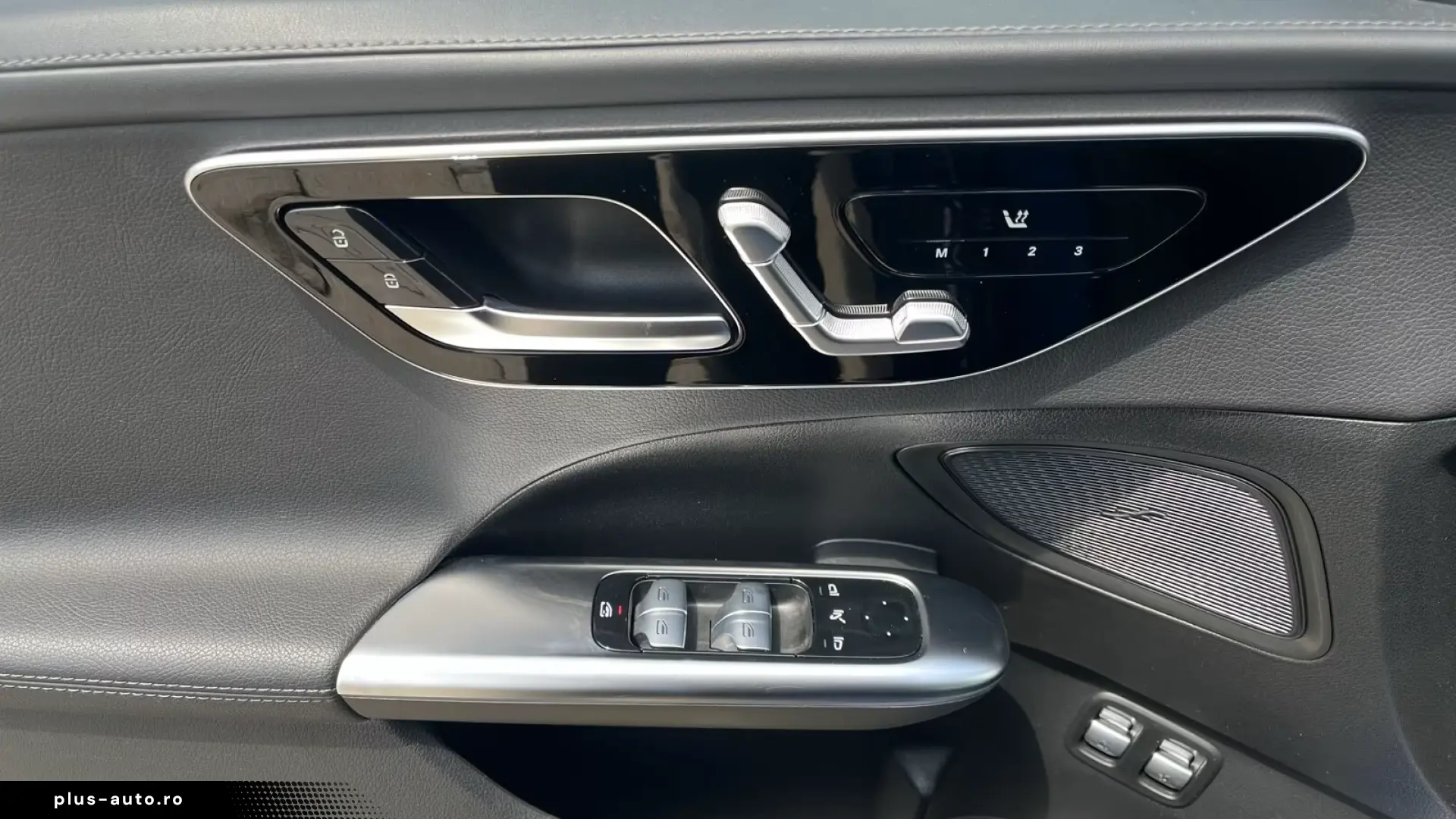 Mercedes-Benz C 300 e AMG Premium 18  D-Light 360
