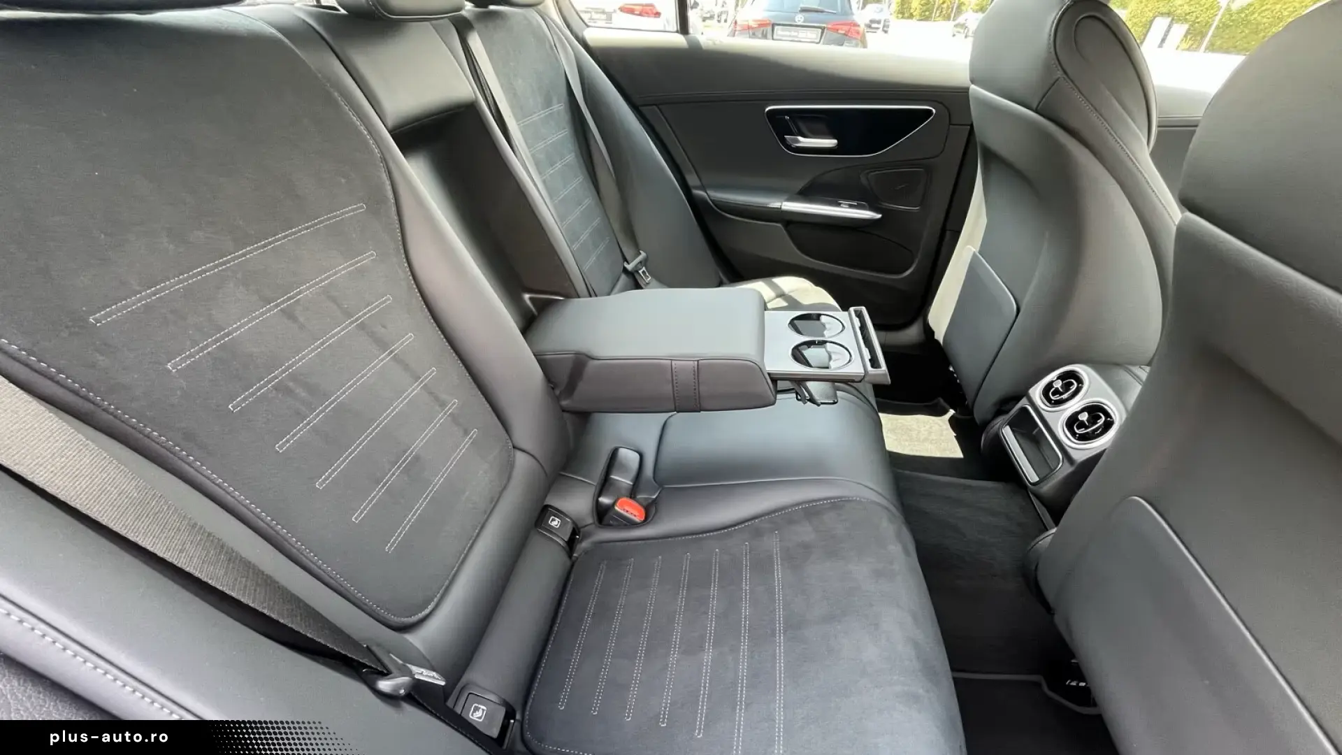 Mercedes-Benz C 300 e AMG Premium 18  D-Light 360