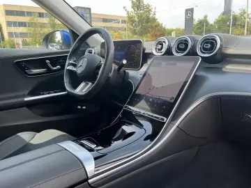 Mercedes-Benz C 300 e AMG Premium 18  D-Light 360