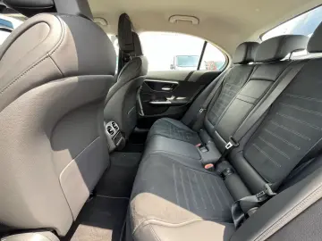 Mercedes-Benz C 300 e AMG Premium 18  D-Light 360