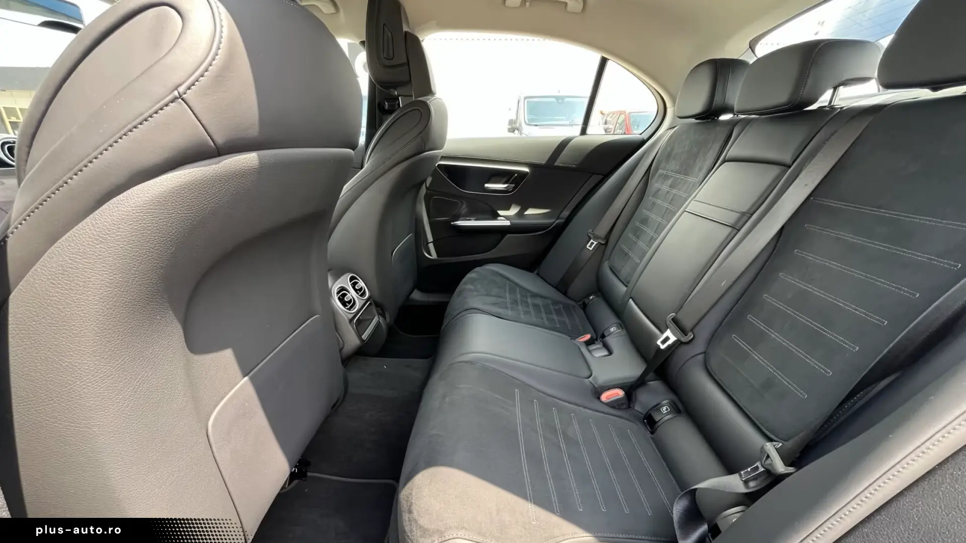 Mercedes-Benz C 300 e AMG Premium 18  D-Light 360