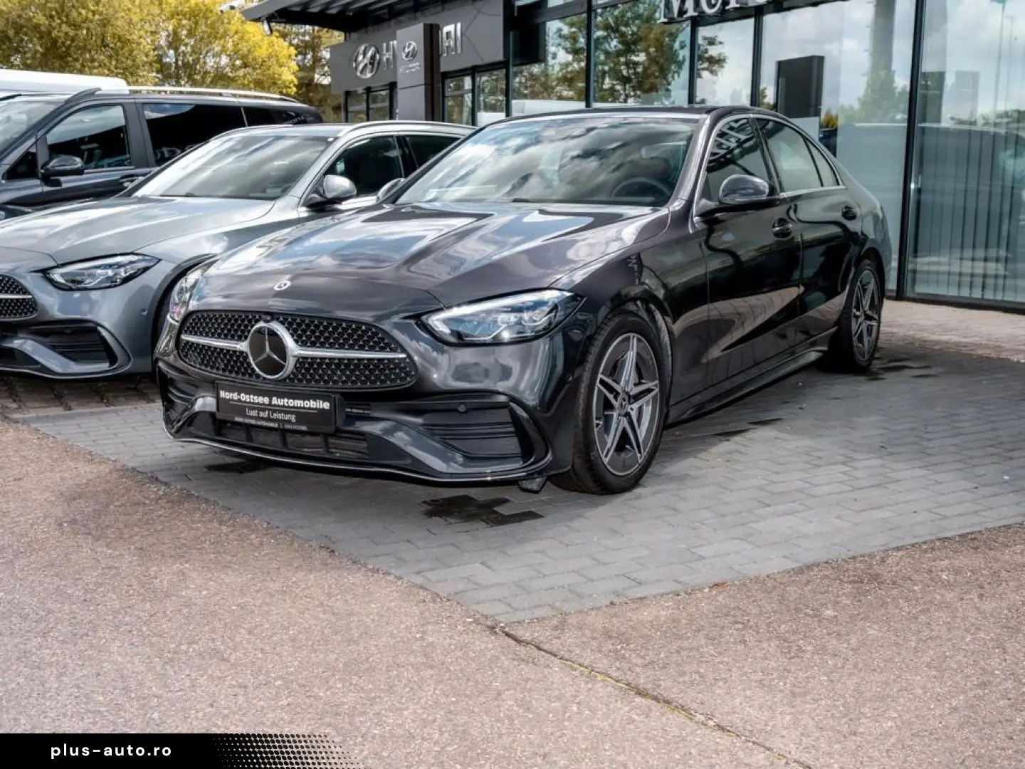 MERCEDES-BENZ C 300 AMG AHK MBUX LED SHZ KEYLESS-GO