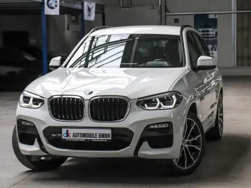 BMW X3 xDrive 30i    M SPORT KAMERA