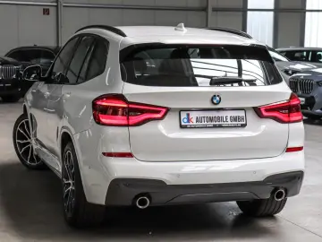 BMW X3 xDrive 30i    M SPORT KAMERA