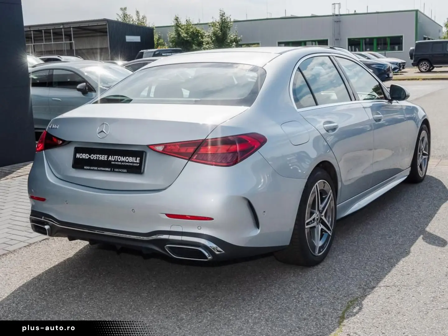 MERCEDES-BENZ C 300 AMG AHK MBUX LED SHZ KEYLESS-GO