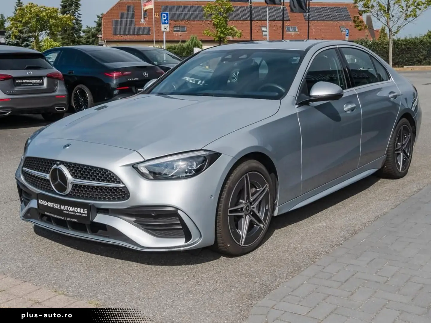 MERCEDES-BENZ C 300 AMG AHK MBUX LED SHZ KEYLESS-GO