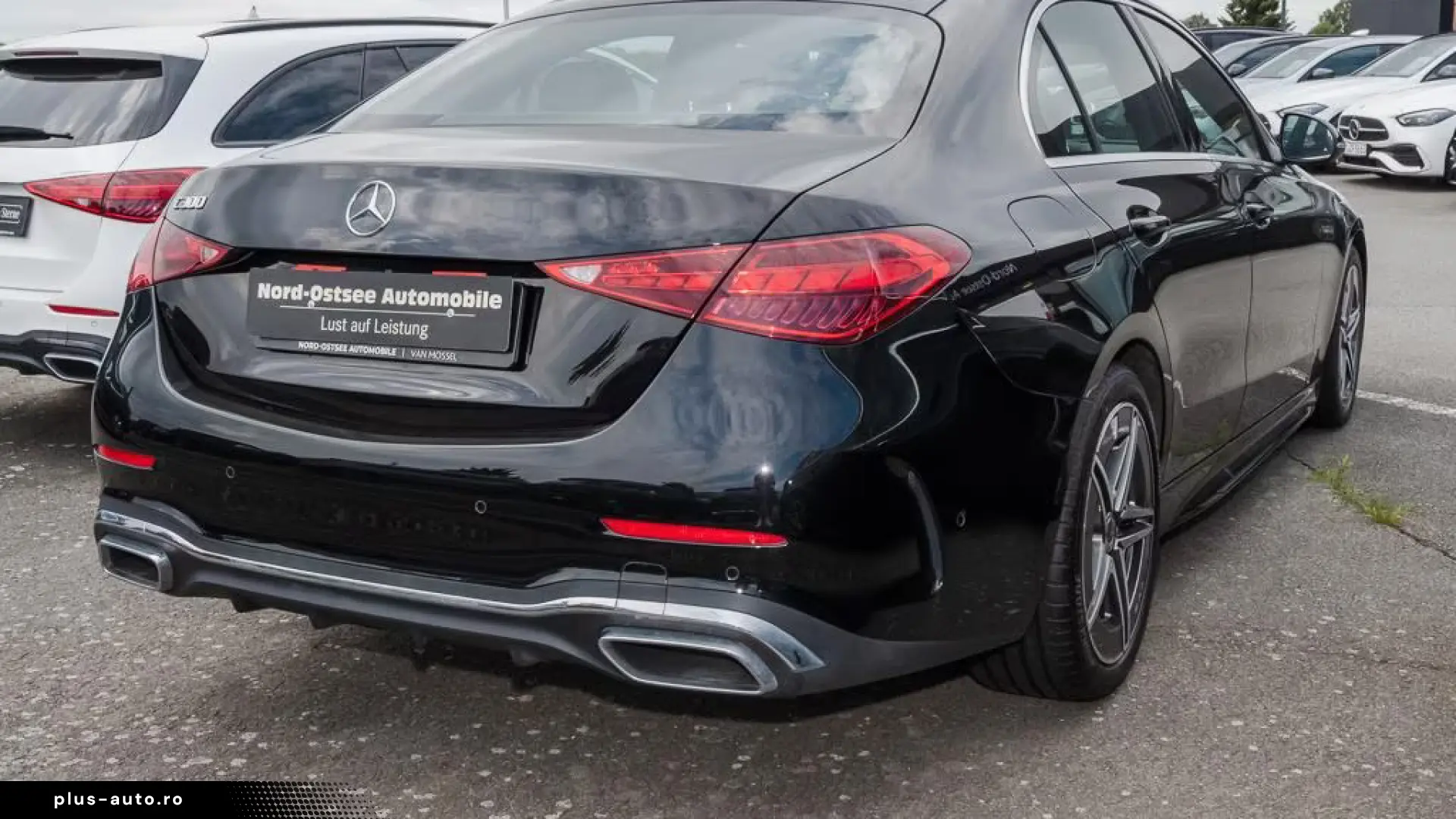 Mercedes-Benz C 300 AMG AHK MBUX SHZ LED KEYLESS