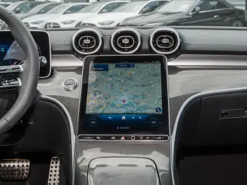 Mercedes-Benz C 300 AMG AHK MBUX SHZ LED KEYLESS