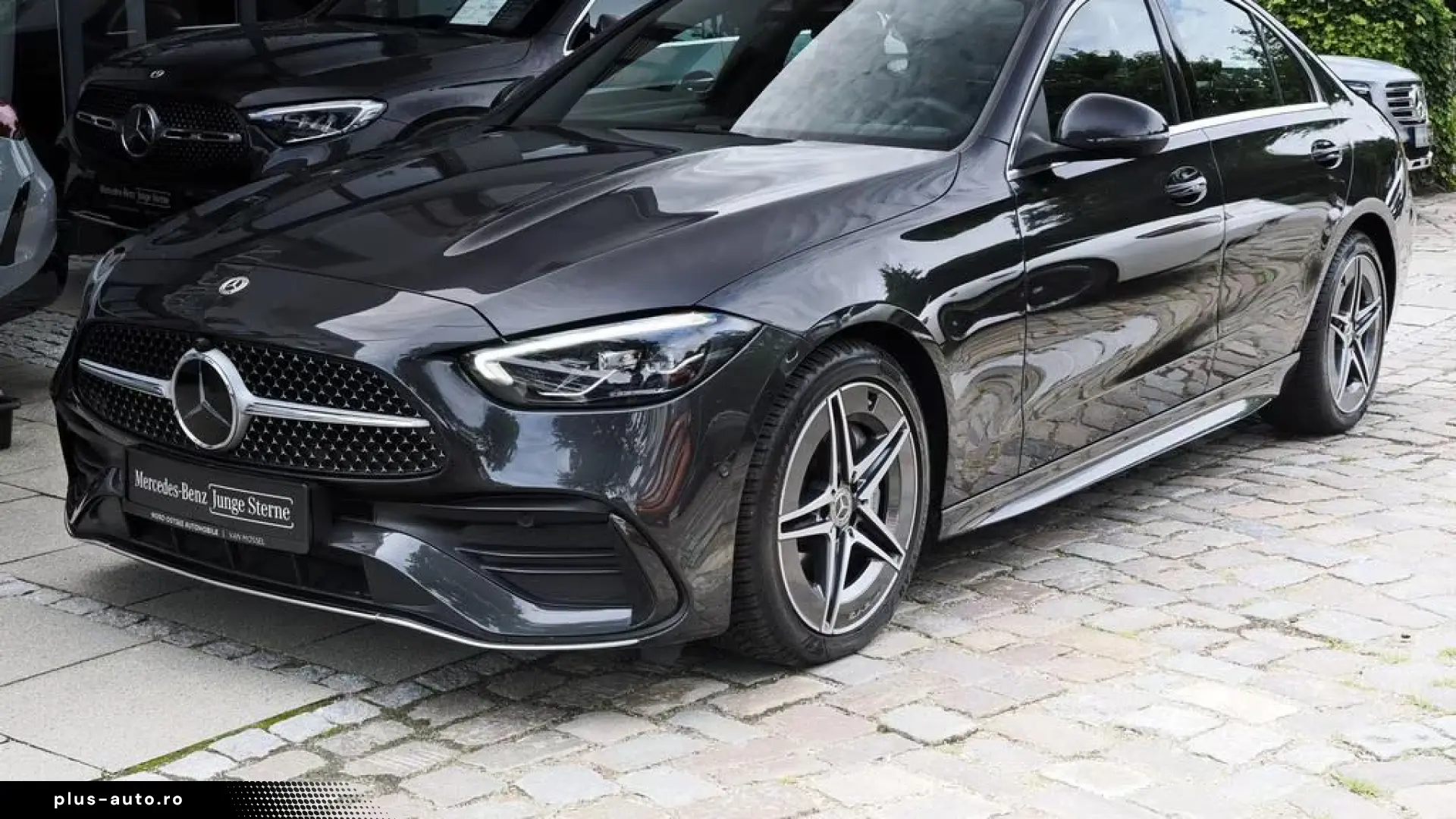 Mercedes-Benz C 300 AMG AHK MBUX SHZ LED KEYLESS-GO