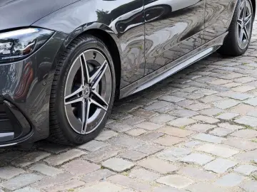 Mercedes-Benz C 300 AMG AHK MBUX SHZ LED KEYLESS-GO