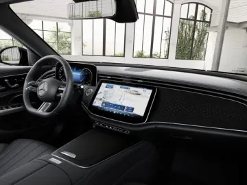 MERCEDES-BENZ E 220 d 4M AMG Leder Burm Digital Kam Night