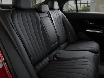 MERCEDES-BENZ E 220 d 4M AMG Leder Burm Digital Kam Night