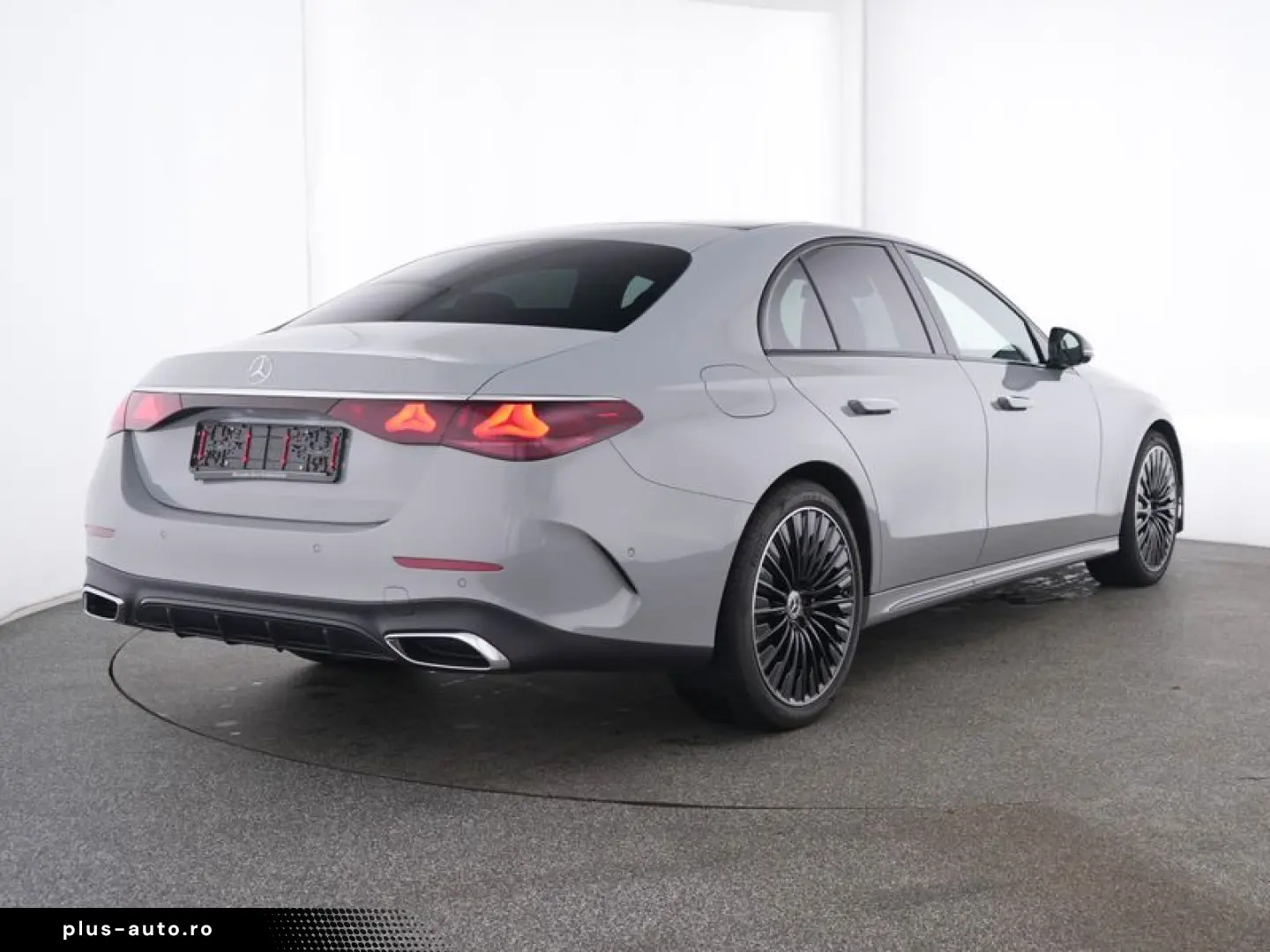 MERCEDES-BENZ E 220 d 4M AMG-Sport Pano Burm Stdhz H&hellip;
