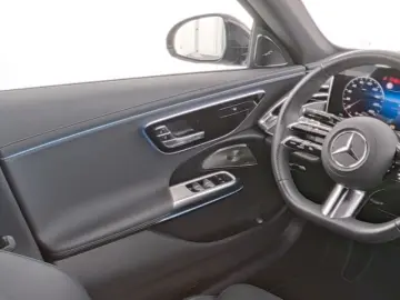 MERCEDES-BENZ E 220 d 4M AMG-Sport Pano Burm Stdhz H…