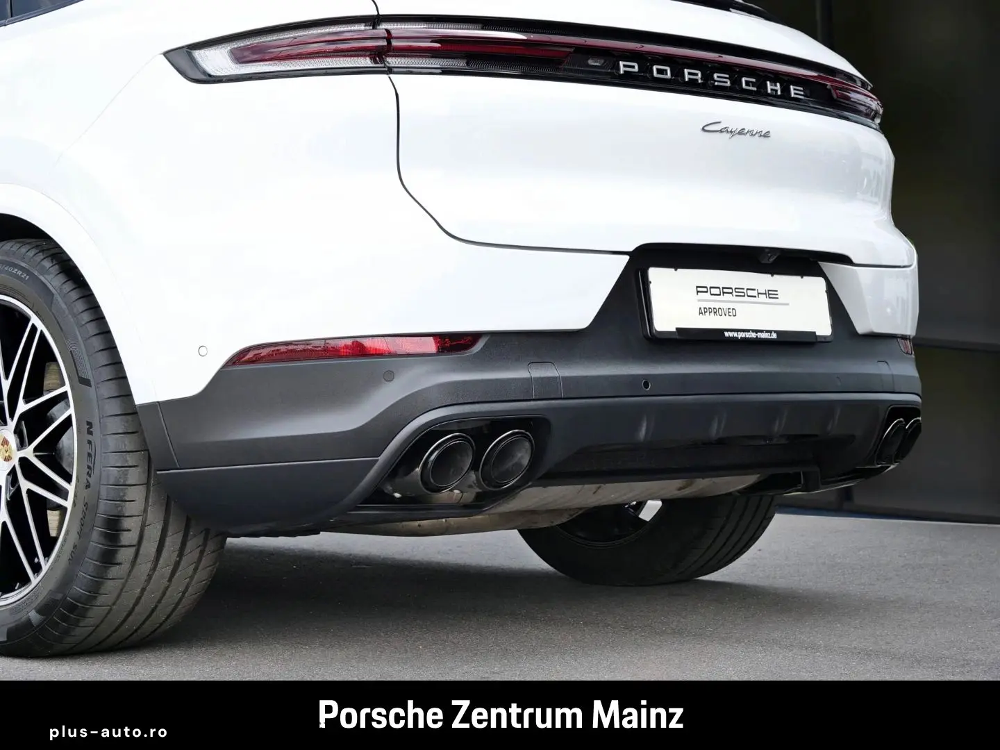 PORSCHE Cayenne Surround-View LED-Matrix Luftfederung