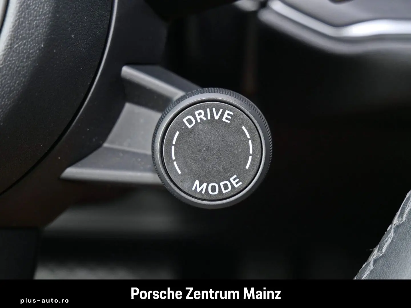 PORSCHE Cayenne Surround-View LED-Matrix Luftfederung